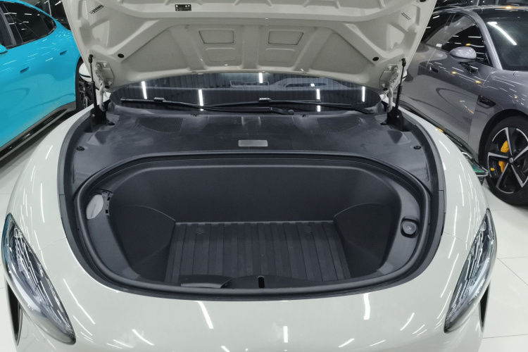 小米汽车 小米SU7 2024款 四驱超长续航高阶智驾Max版机舱底盘24