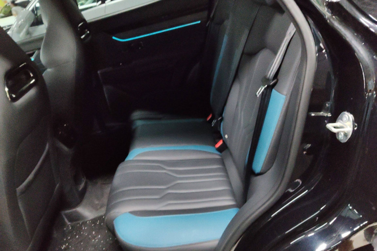 捷途山海L6 2024款 1.5TD DHT MAX中控内饰21