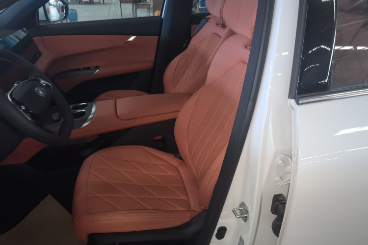 长安CS75 PLUS 2025款 第四代 UItra 2.0T 新蓝鲸 智慧劲擎型中控内饰19