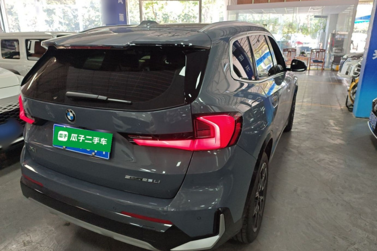 宝马X1 2023款 sDrive25Li X设计套装车身外观6005