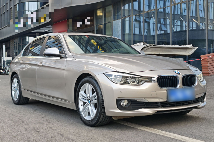 宝马3系 2017款 320Li 时尚型车身外观6005