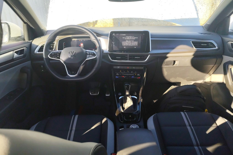 大众 T-ROC探歌 2023款 300TSI DSG两驱辰光版中控内饰12