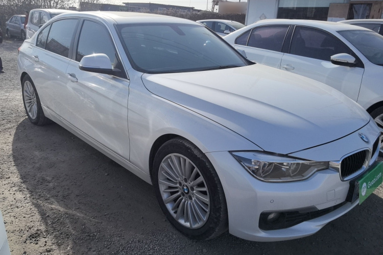 宝马3系 2018款 320Li 时尚型车身外观3