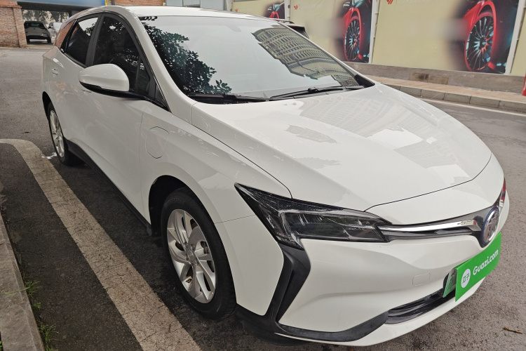 别克 微蓝6 2023款 改款 430km 出行版车身外观3