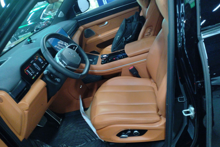 鸿蒙智行 问界M7 2024款 1.5T 智驾四驱Pro版 6座局部细节19