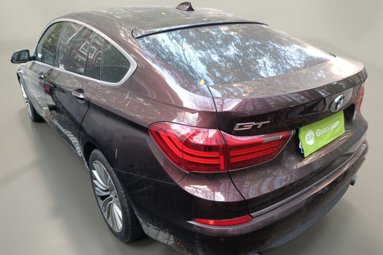 宝马5系GT 2014款 535i 豪华型车身外观5