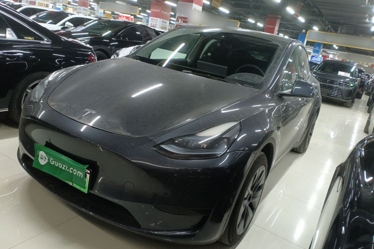特斯拉 Model Y 2024款 后轮驱动版车身外观1