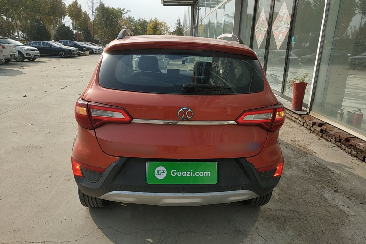 北汽新能源EX 2018款 EX360 新尚版车身外观6004