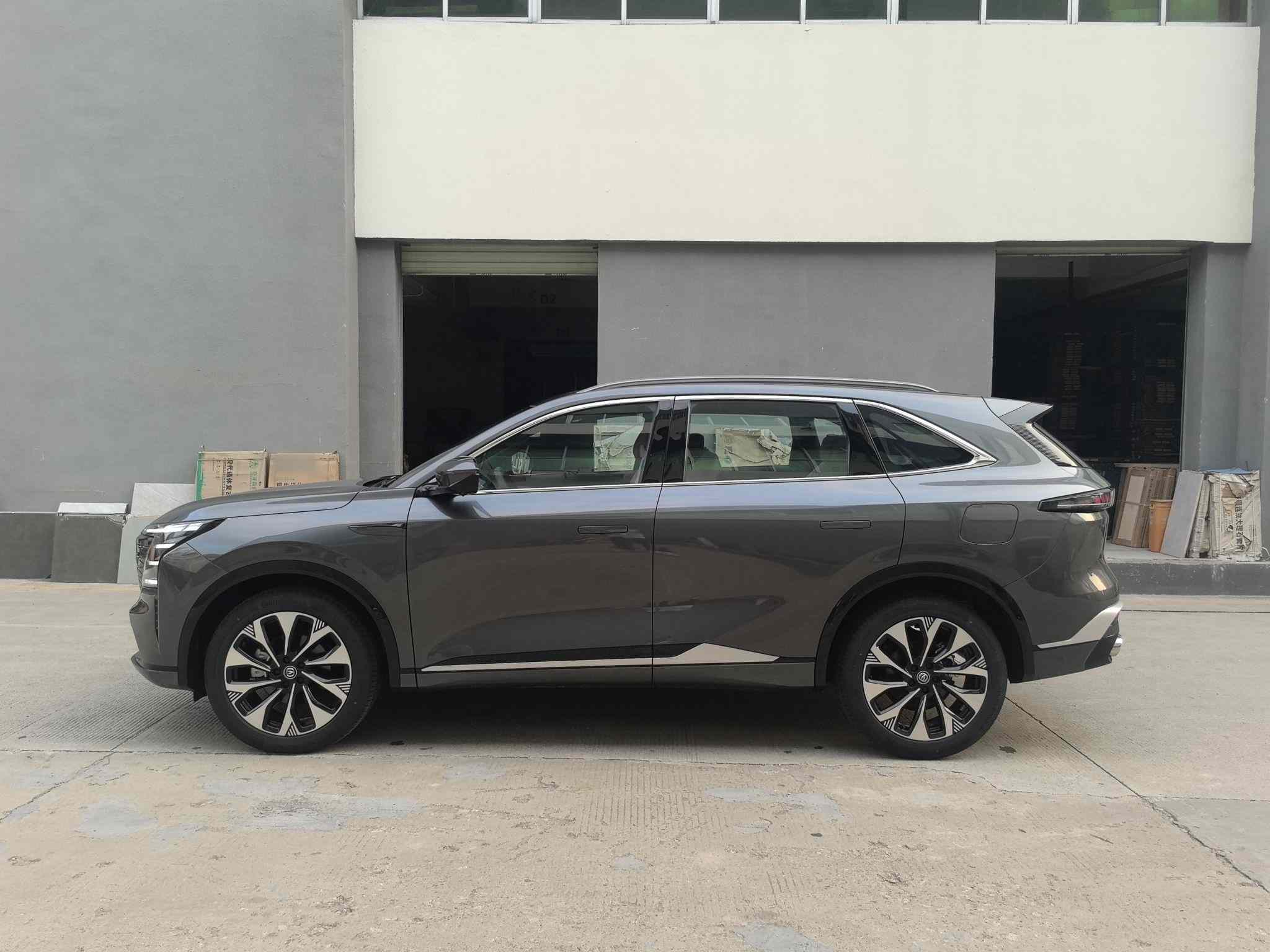 长安CS75 PLUS 2025款 第四代 UItra 2.0T 新蓝鲸 智慧劲擎型(5)
