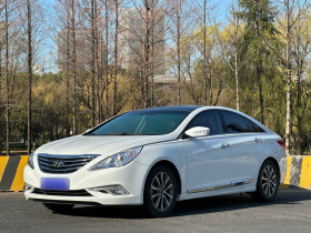 现代 索纳塔 2013款 2.4L 自动领先版 国IV