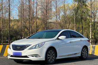 现代 索纳塔 2013款 2.4L 自动领先版 国IV