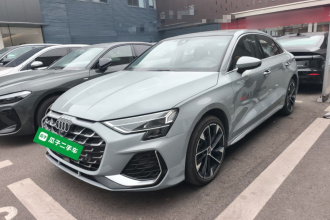 奥迪A3 2025款 A3L Limousine 35TFSI 飞驰尊享型