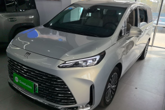 别克GL8新能源 2025款 陆尚 尊享版 7座