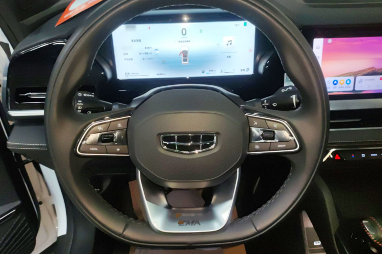 吉利汽车 星越L 2024款 2.0TD DCT EVO两驱长风版中控内饰13