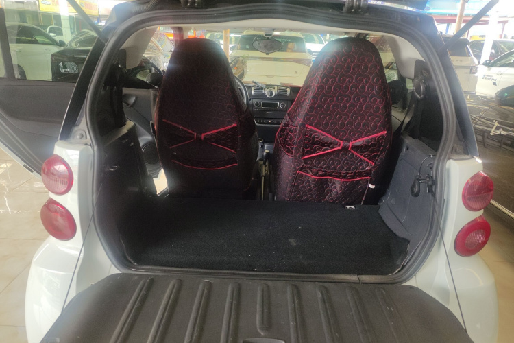 smart fortwo 2012款 1.0 MHD 硬顶舒适版局部细节23