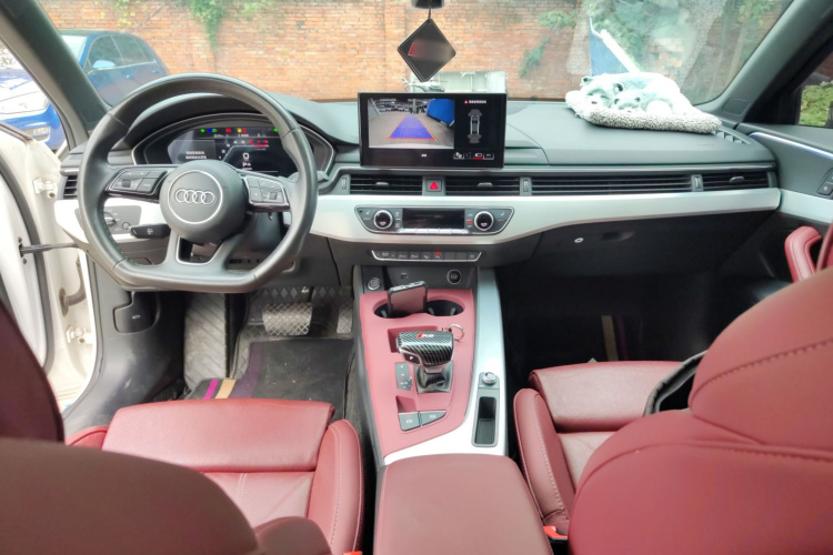 奥迪A4L 2022款 40 TFSI 豪华动感型中控内饰7002