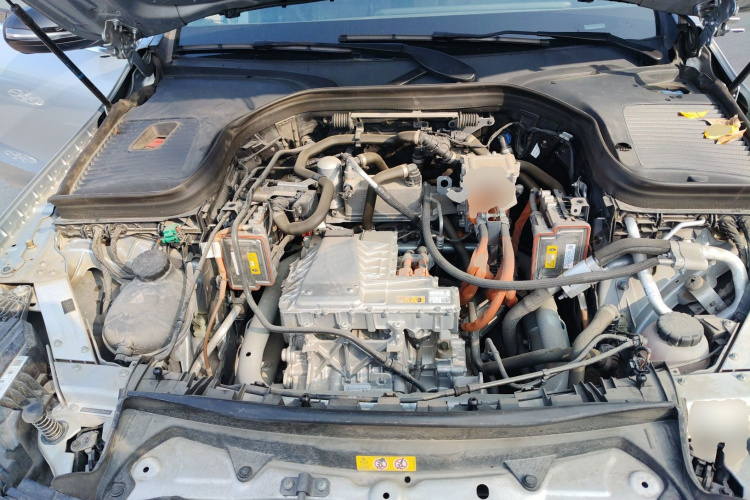 奔驰EQC 2021款 EQC 350 4MATIC机舱底盘24