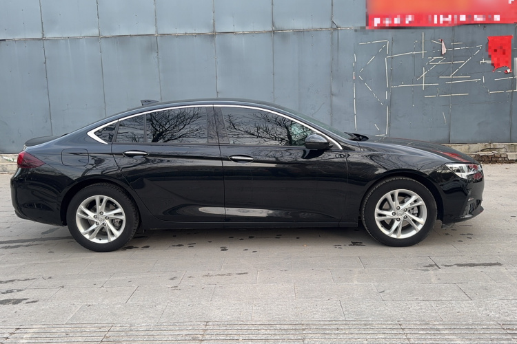 别克 君威 2023款 552T 智享型车身外观6003