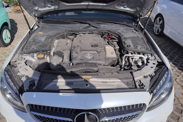 奔驰C级 2016款 C 180 L 运动型机舱底盘24