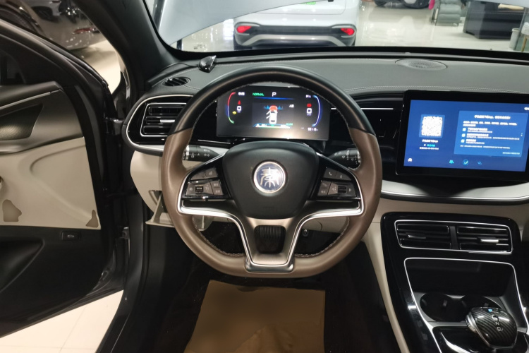比亚迪 秦PLUS 2023款 冠军版 EV 420KM领先型中控内饰13