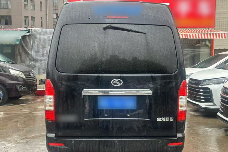 金龙 凯锐浩克 2022款 2.0L途悦舒适9座高顶1TZS车身外观6004