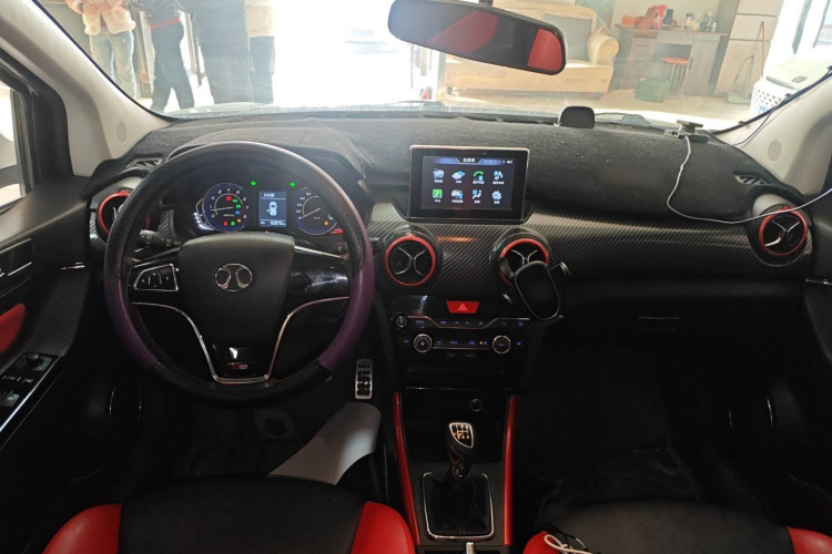 北京汽车 绅宝X25 2015款 1.5L 手动精英型中控内饰12