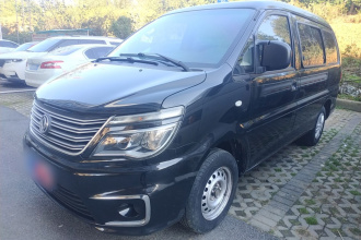 东风风行 菱智 2019款 M5 1.6L 7座基本型 国VI