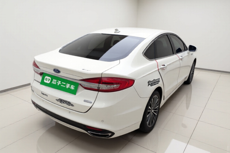 福特 蒙迪欧 2017款 改款 EcoBoost 200 豪华型车身外观7