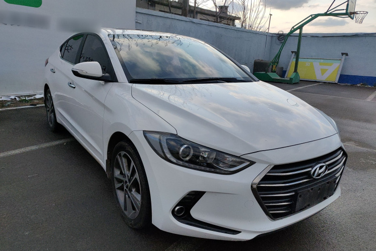 现代 领动 2016款 1.6L 自动智炫·精英型车身外观3