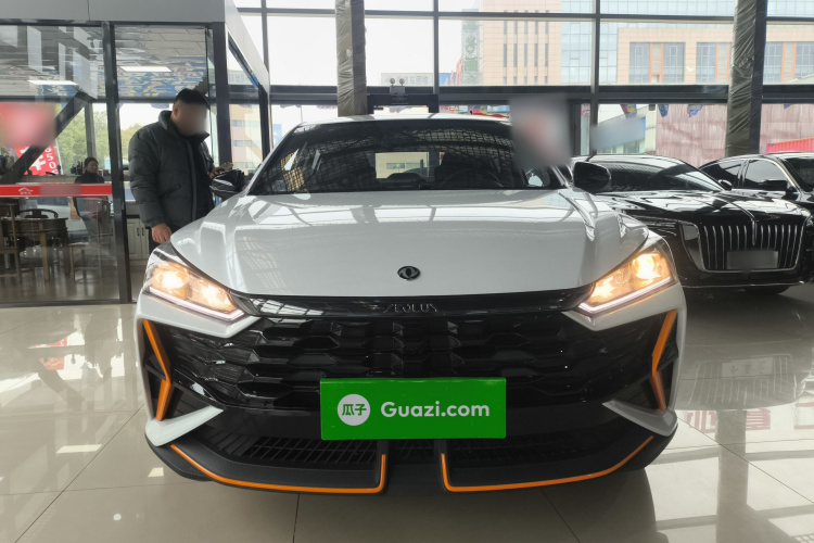 东风风神 奕炫 2024款 1.5L 自动劲速版车身外观2