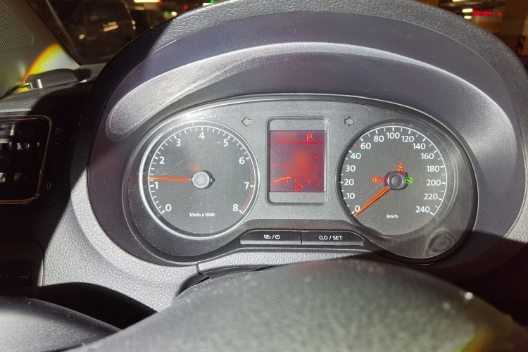 大众 Polo 2013款 1.4L 自动舒适版局部细节14