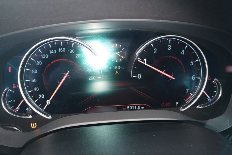 宝马5系 2018款 改款 530Li 尊享型 豪华套装局部细节14