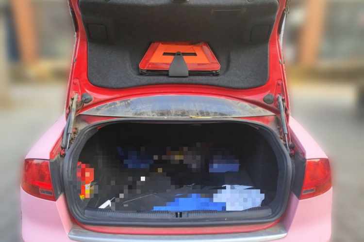 奥迪A4 2008款 2.0T 个性风格版中控内饰23