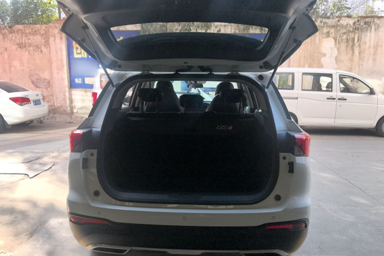 广汽传祺 传祺GS4 2021款 270T DCT优享版机舱底盘23