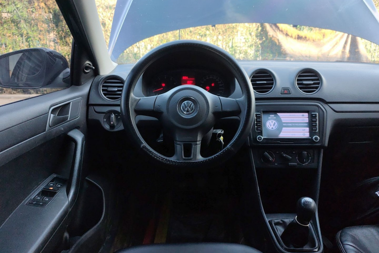 大众 捷达 2015款 1.4L 手动时尚型中控内饰13