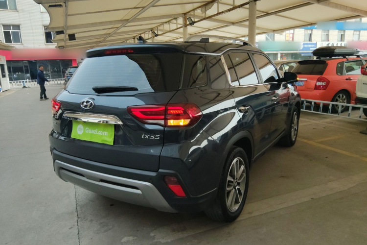 北京现代ix35 2019款 2.0L 自动两驱智勇·畅享版 国VI车身外观7