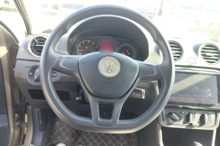 大众 捷达 2017款 1.5L 自动时尚型中控内饰13