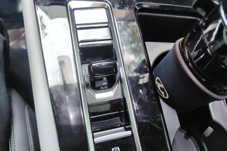 大众 途昂 2024款 530 V6 四驱龙祥版局部细节18