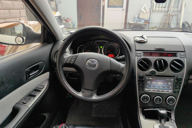 马自达6 2013款 2.0L 自动时尚型局部细节13