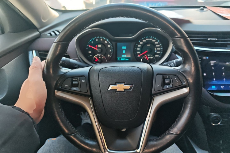 雪佛兰 迈锐宝 2018款 530T 自动豪华版中控内饰13