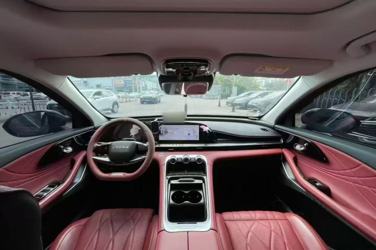 星途瑶光 2023款 400T 两驱优享飞鱼版中控内饰7003