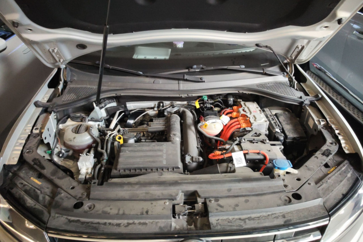 大众 途观L新能源 2019款 430PHEV 混动豪华版机舱底盘24