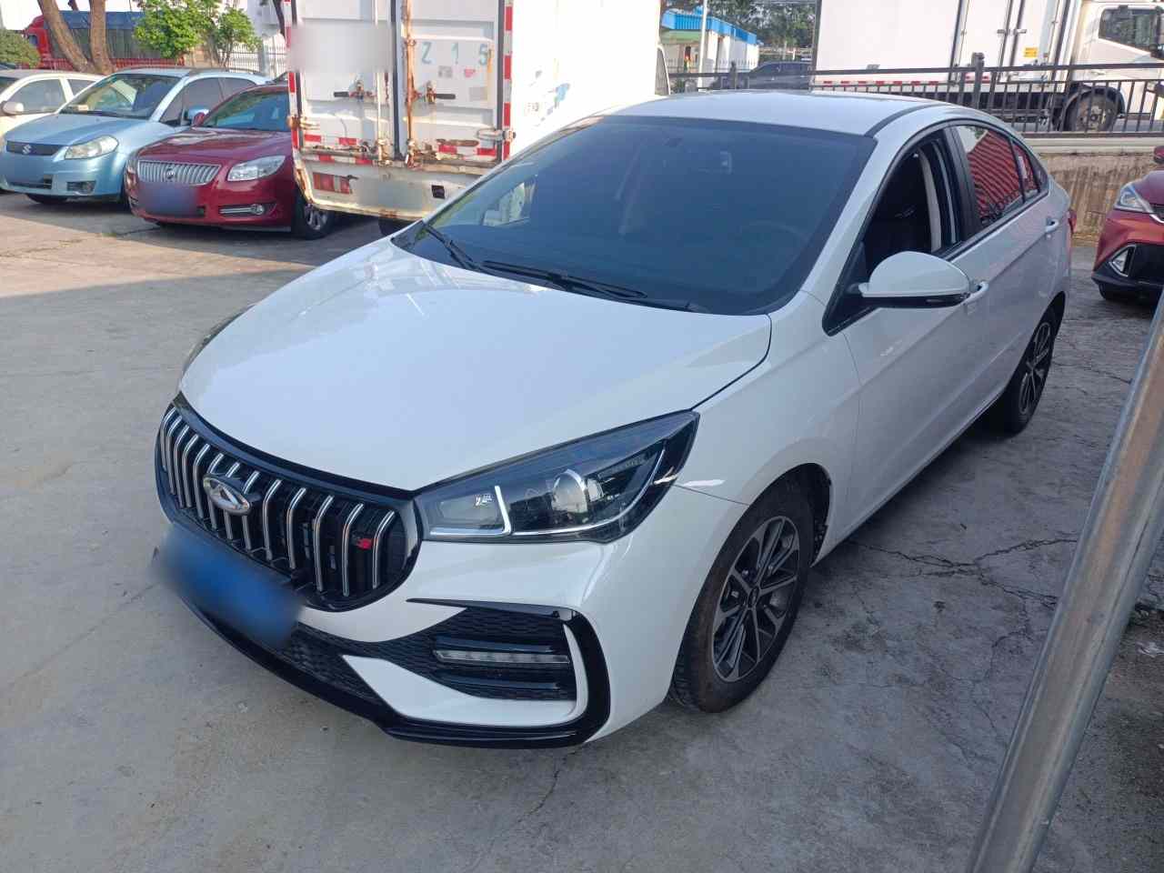 奇瑞 艾瑞泽5 2024款 惠民版 1.5L CVT风尚型(2)