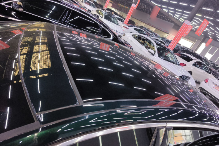 捷豹XFL 2023款 XFL 2.0T P250 两驱精英运动版局部细节57