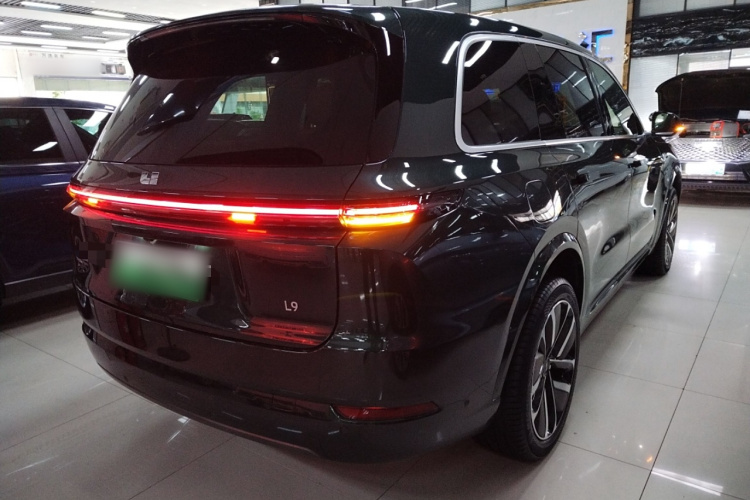 理想汽车 理想L9 2024款 Ultra车身外观7