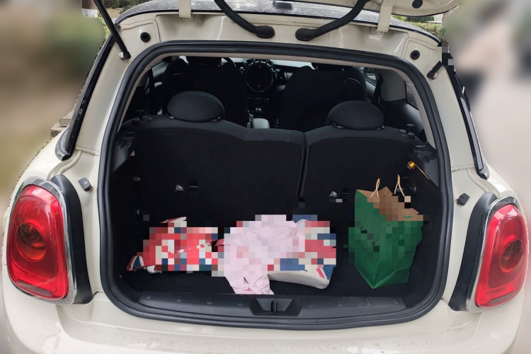 MINI 2016款 1.5T COOPER中控内饰23