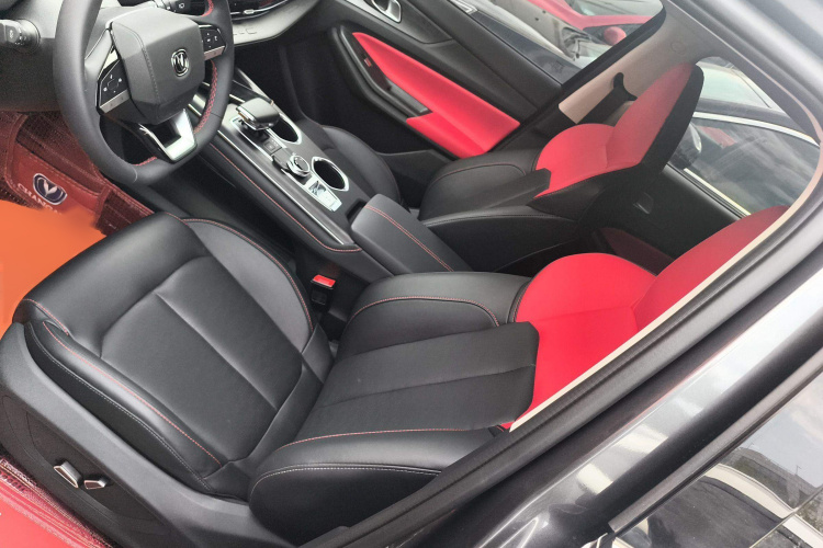 长安CS55PLUS 2022款 第二代 1.5T DCT尊贵型局部细节19