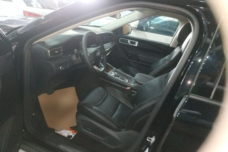 福特 探险者 2025款 2.3T EcoBoost 四驱穿越版 5座中控内饰7003