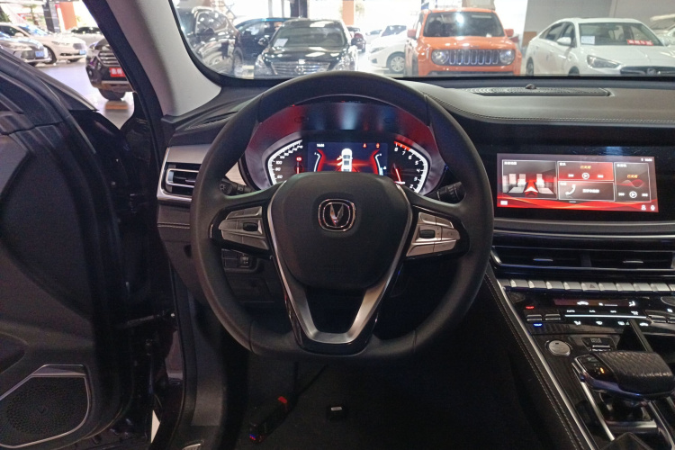 长安CS85 COUPE 2019款 1.5T DCT型版 国VI中控内饰13