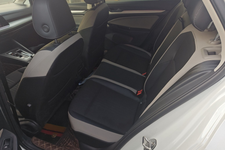 大众 高尔夫 2021款 280TSI DSG Pro中控内饰7004